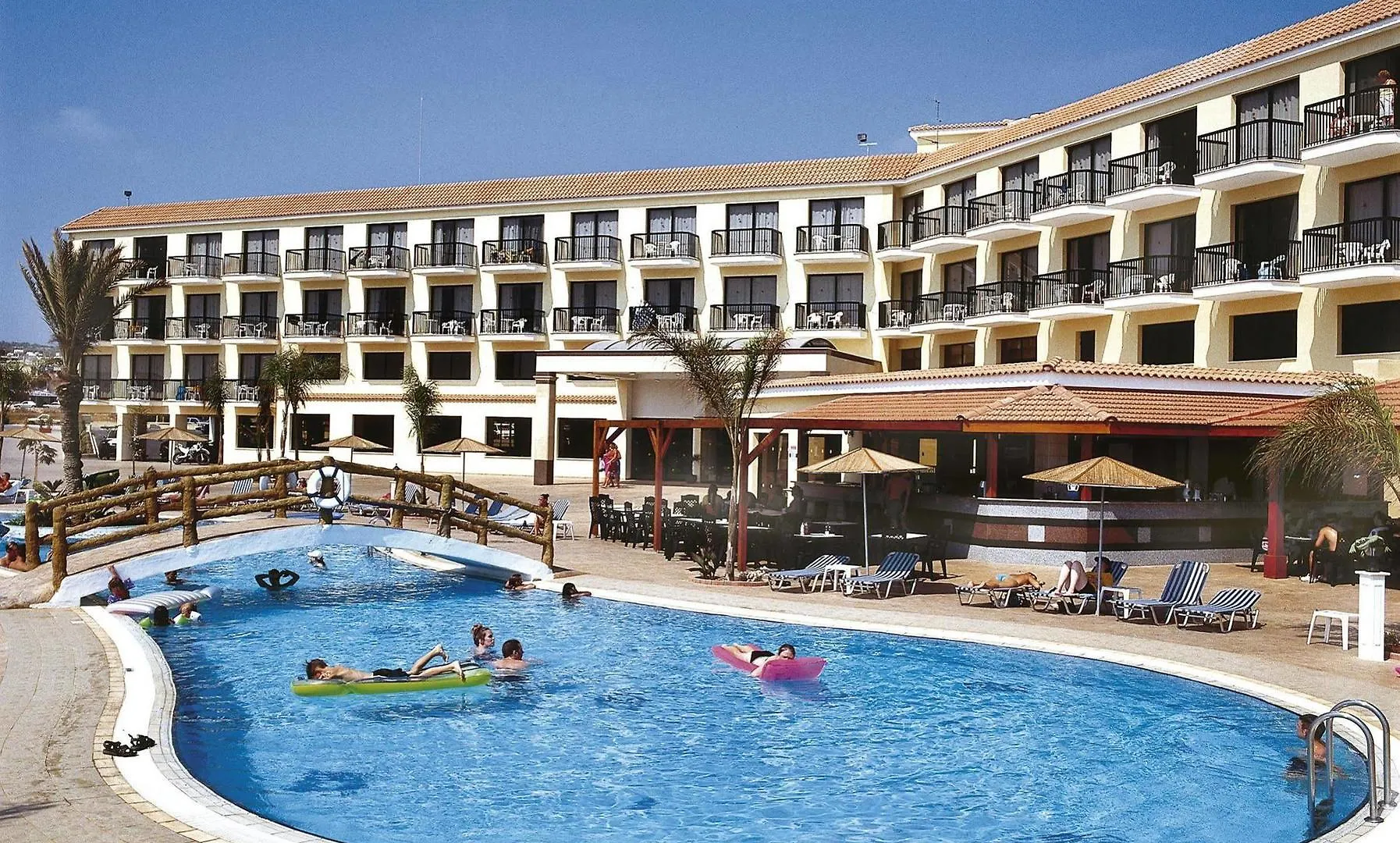 فندق أنماريا بيتش أيا نابا 4*,